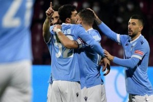  拉齐奥三球完胜萨勒尼塔纳重返前四