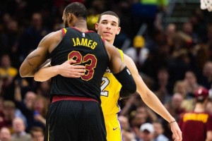  真蓝黑亚特兰大攻势如潮，半场三球奠定胜局基础