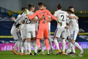  德甲揭幕战上演进球大战创纪录  