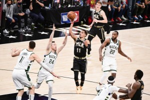  狼堡锋线双星联袂建功客场逆转法兰克福显韧性