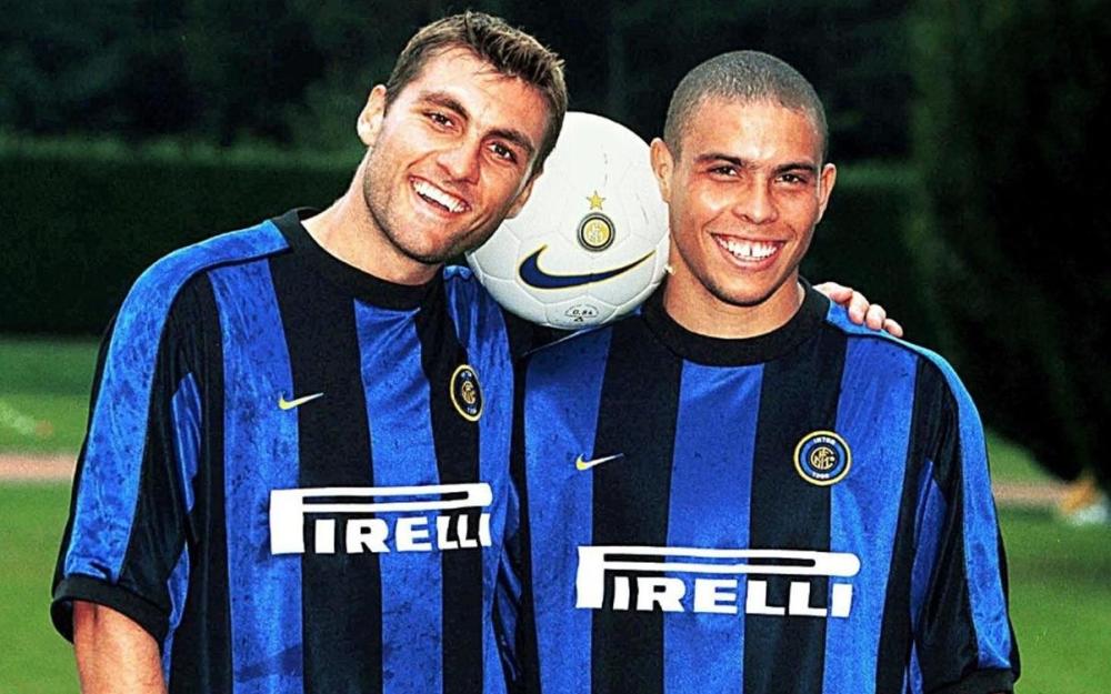  波尔多年长前锋宝刀不老，独中两元助队逆转局势